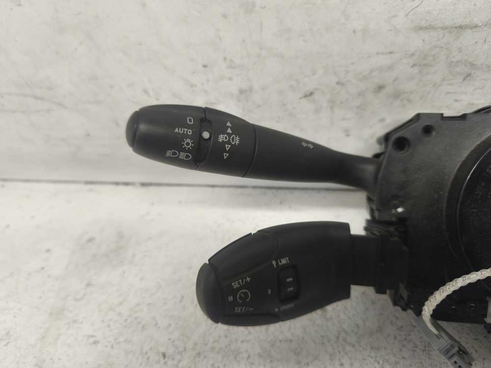 COMMODO CITROEN / PEUGEOT - Vue 2